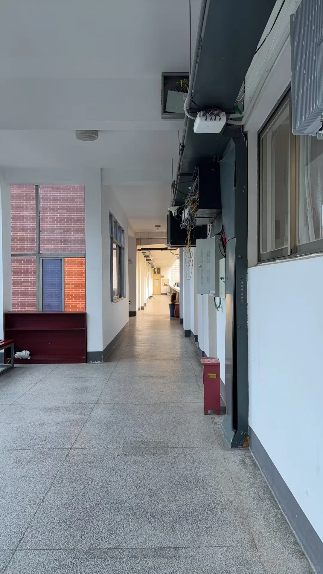 学校不让带手机?拿ccd相机记录就好啦~