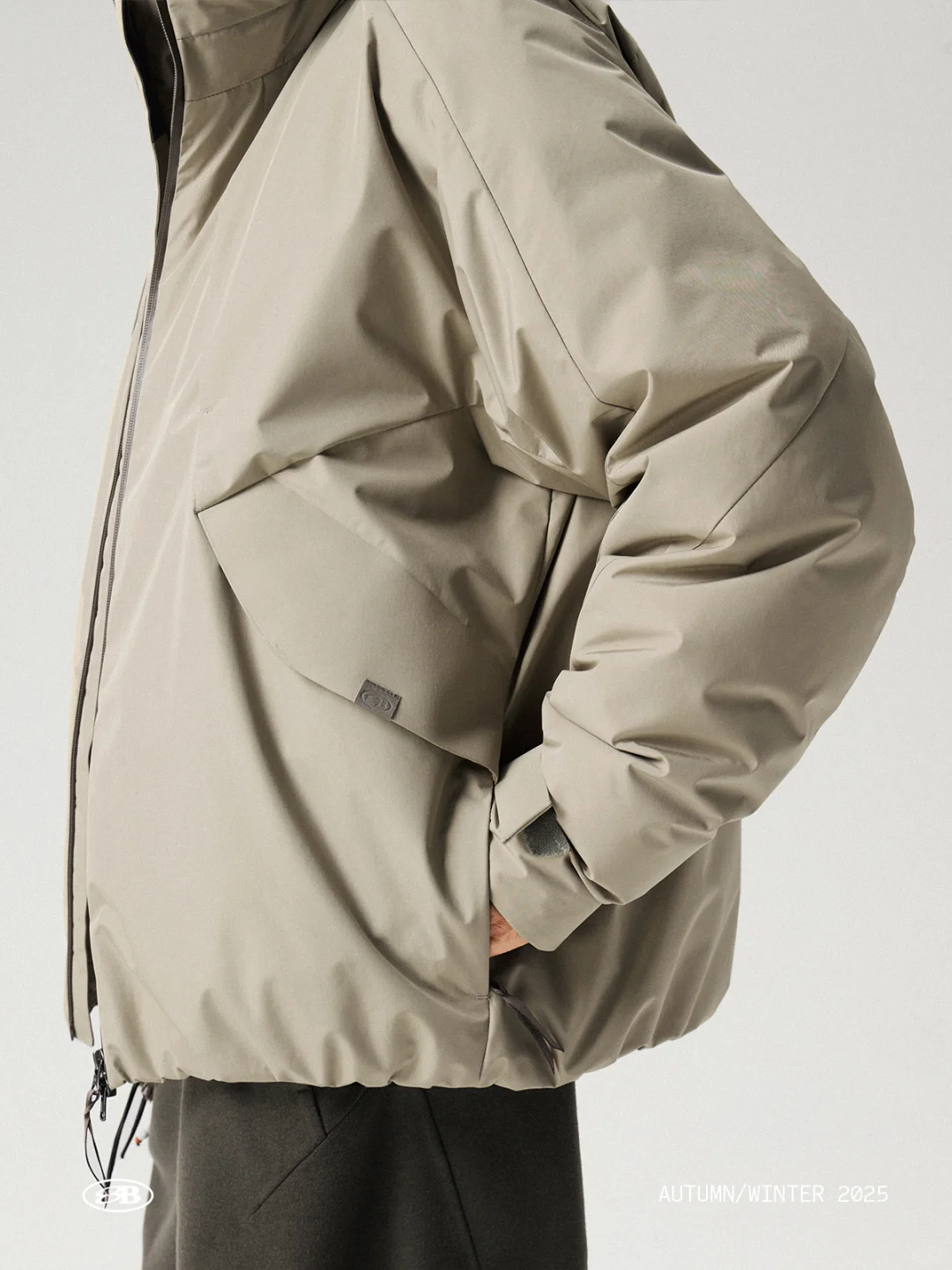 龙鳞 | 工装与功能性并存的羽绒