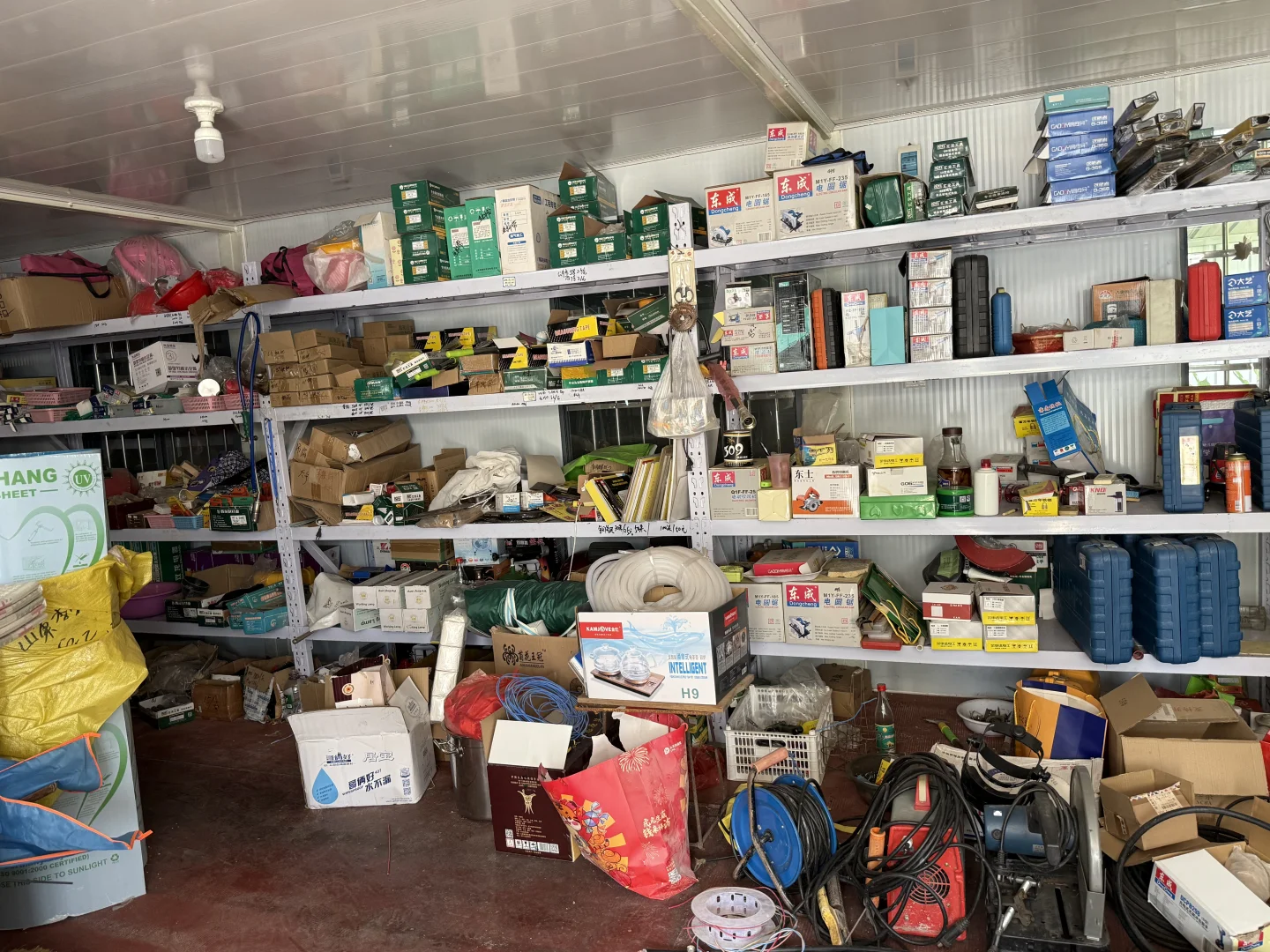 五金店转让，货品进价6折转让