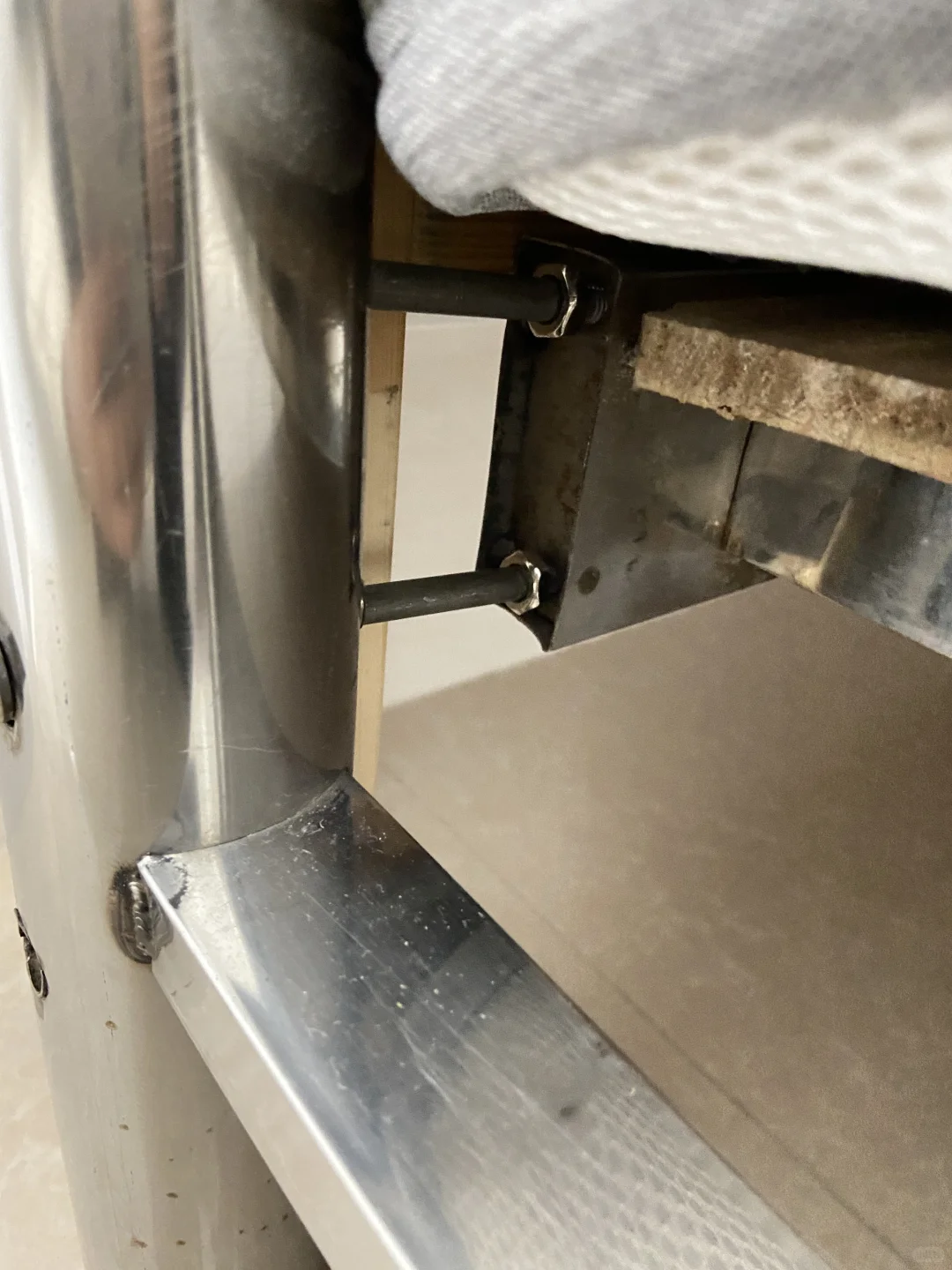 出租屋床短床垫大的改造