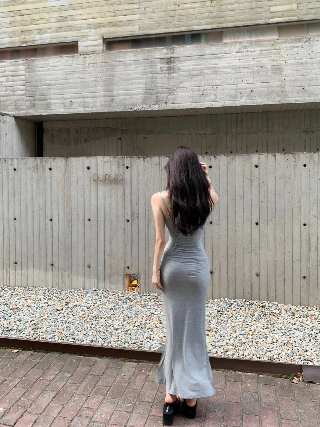 正面纸片人，背面蜜桃臀！这裙子开挂！