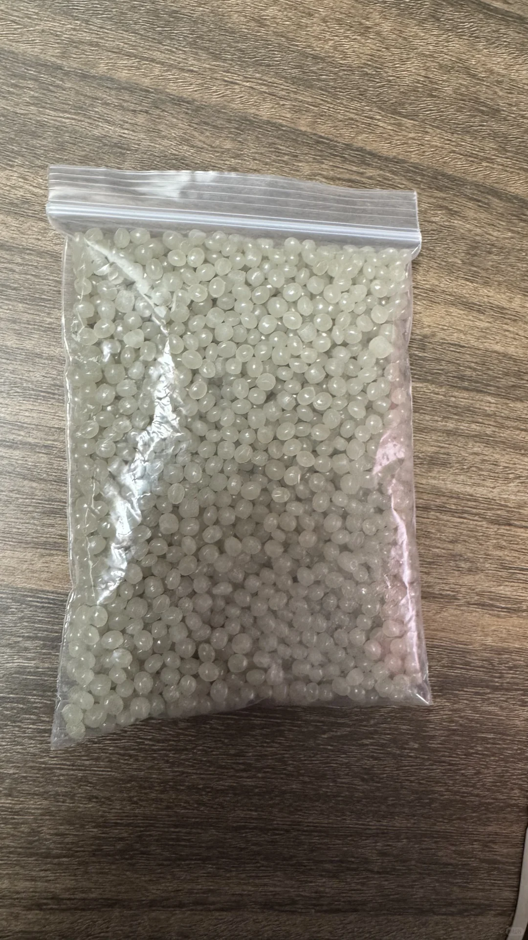 出口被加关税，大家又不消费，塑料滞销啦呜呜