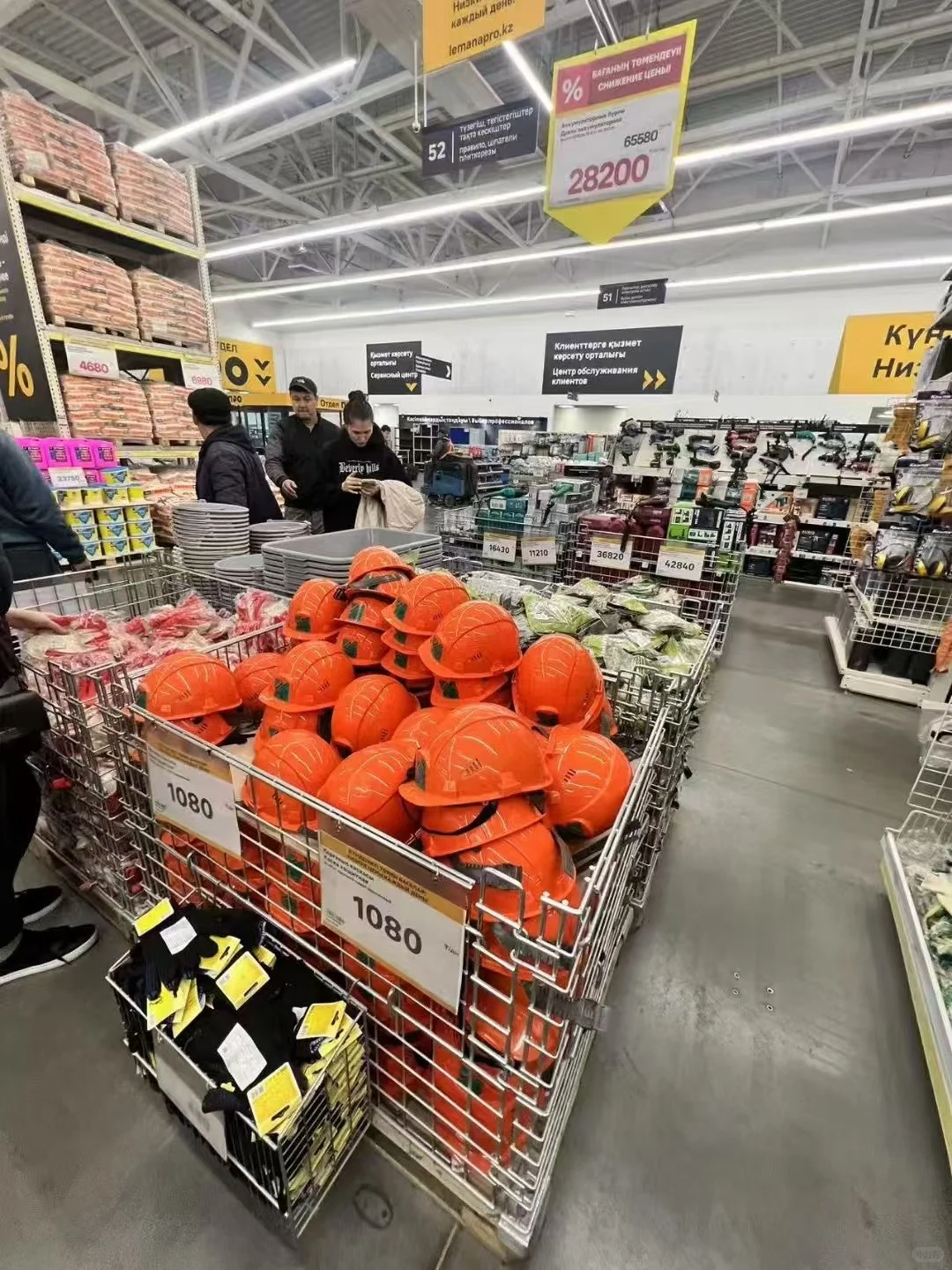 最知名的五金建材连锁商超 来找你的产品