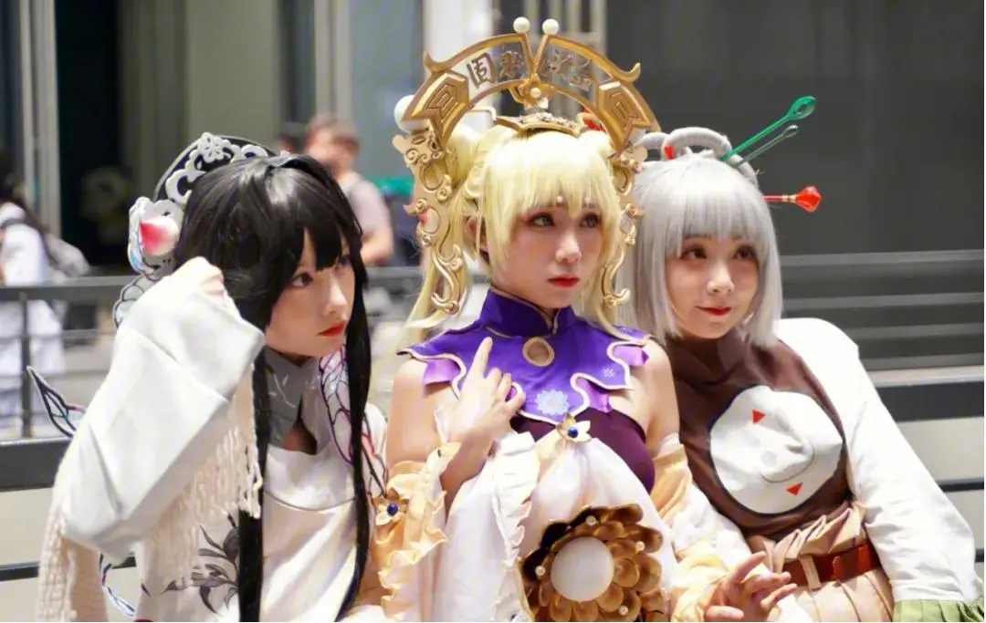 想看少女歌剧看成了歌剧少女