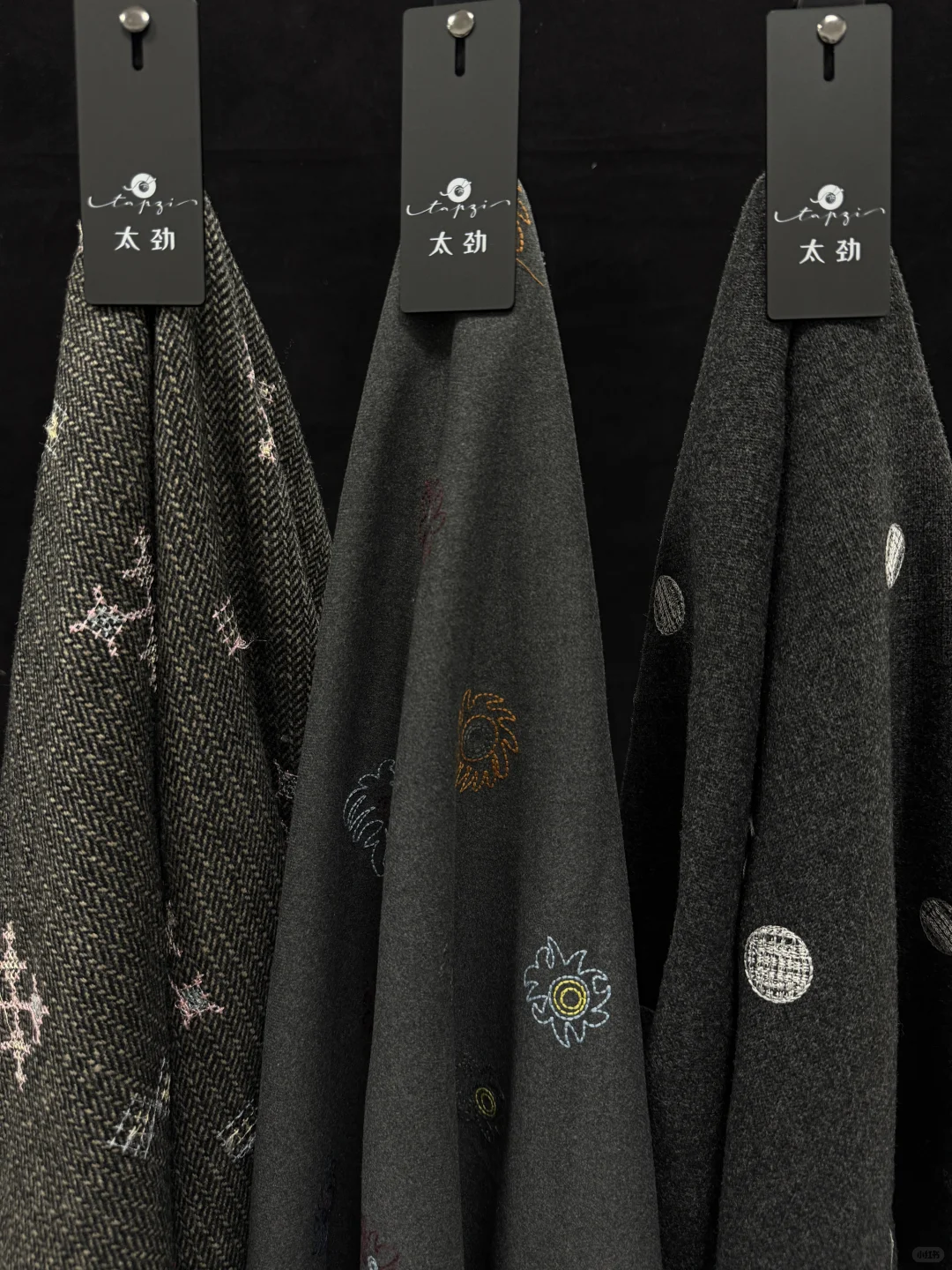 秋冬毛呢绣花～