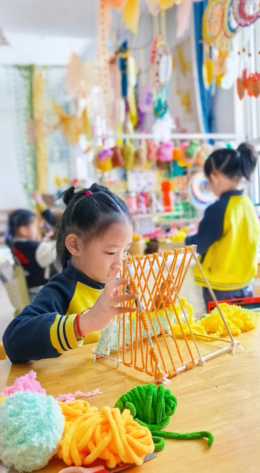 幼儿园秋天环创/毛线创意手工编织帐篷⛺