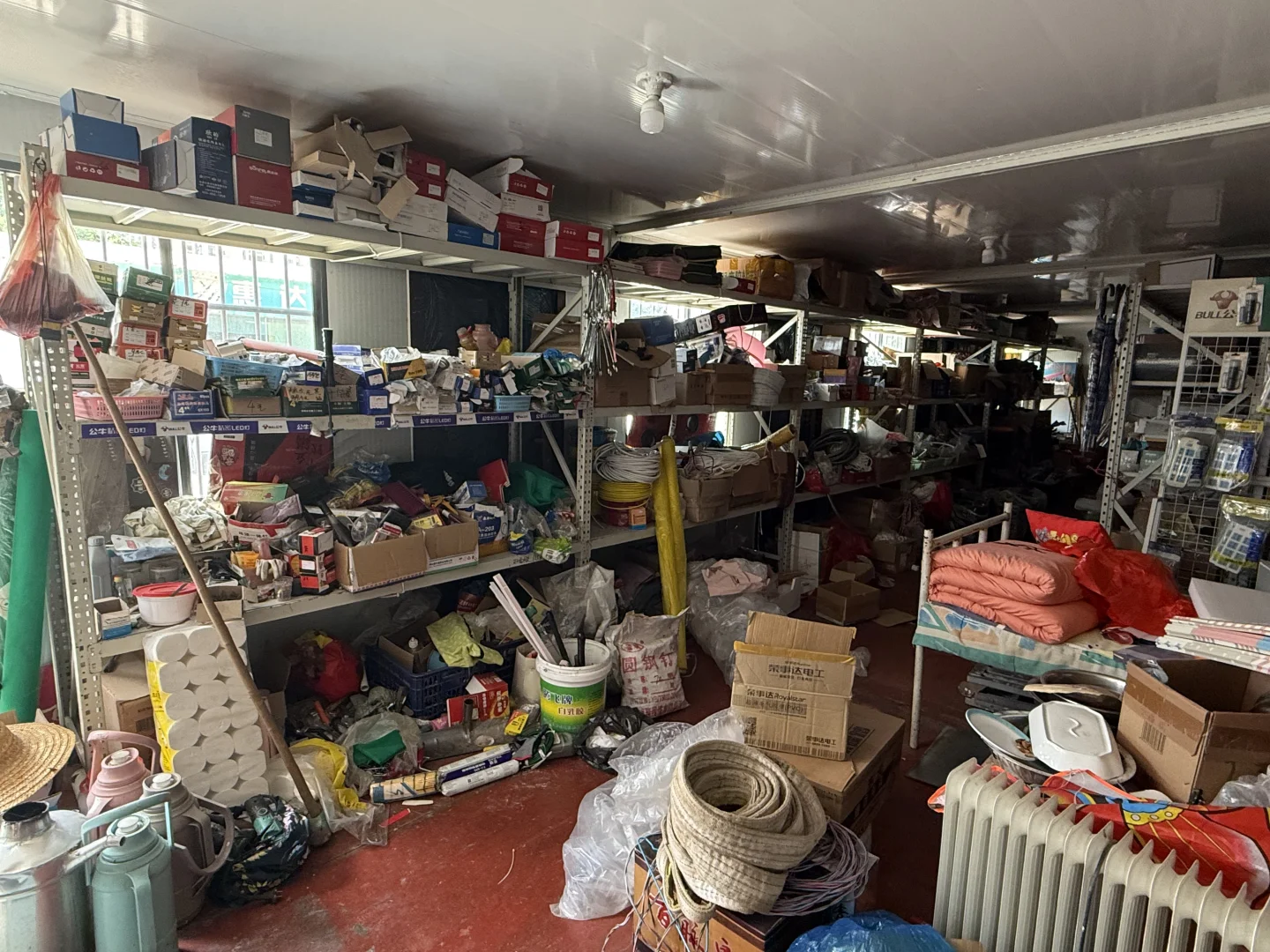 五金店转让，货品进价6折转让