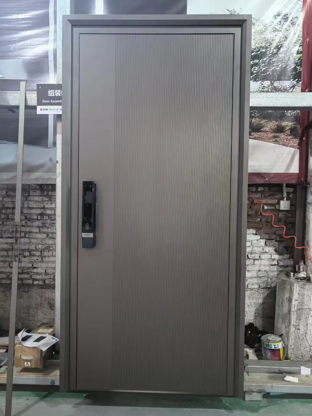 湛江大事件!入户门闭眼入