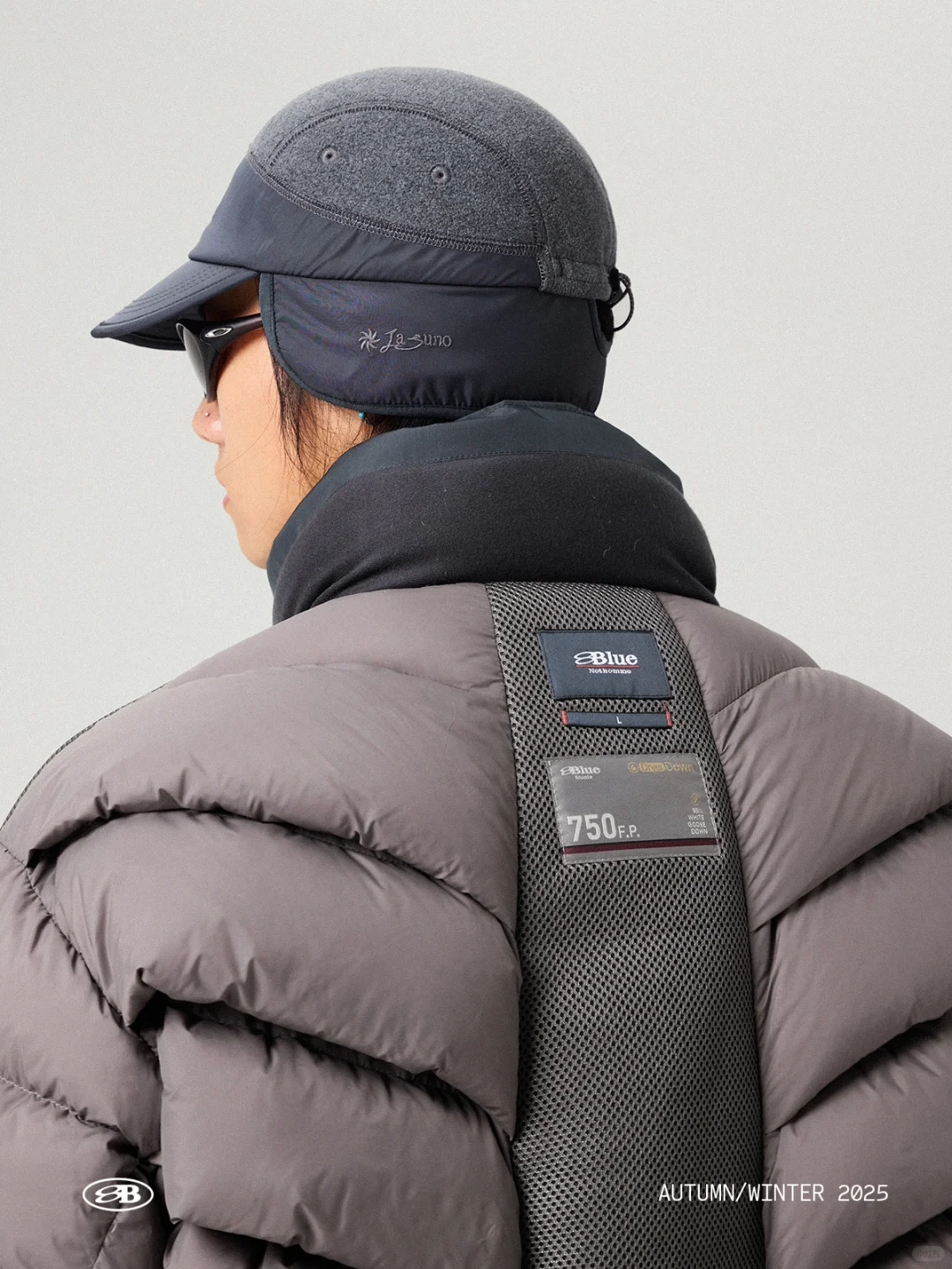 龙鳞 | 工装与功能性并存的羽绒