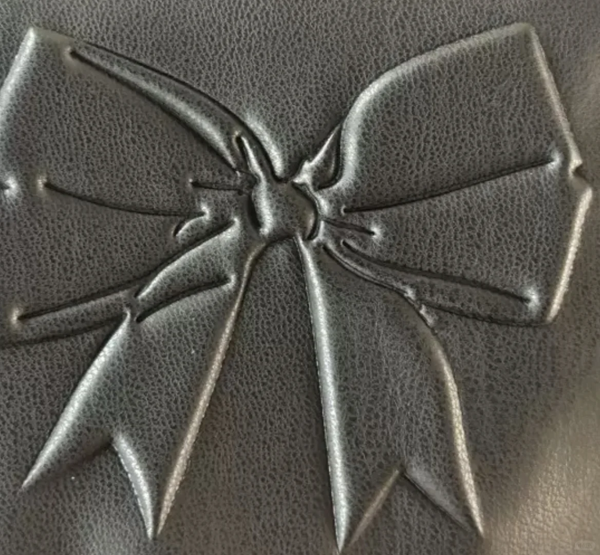 服装辅料·皮料凹凸压花