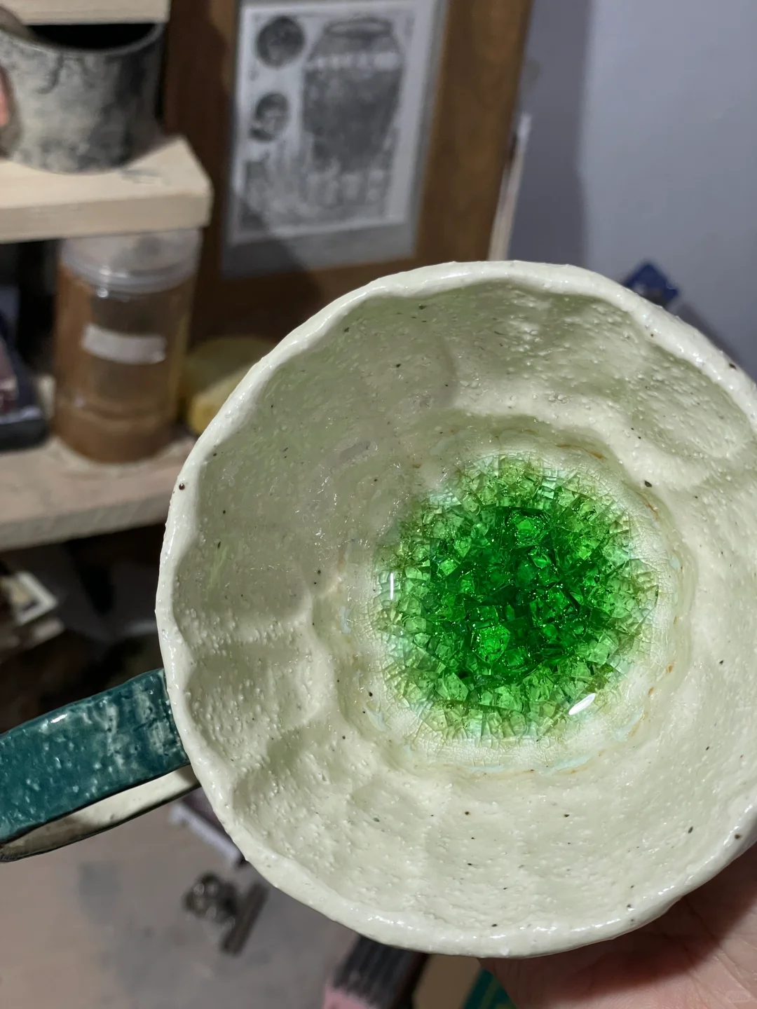 喝完的啤酒瓶不要扔｜可以烧成美丽的瓷器