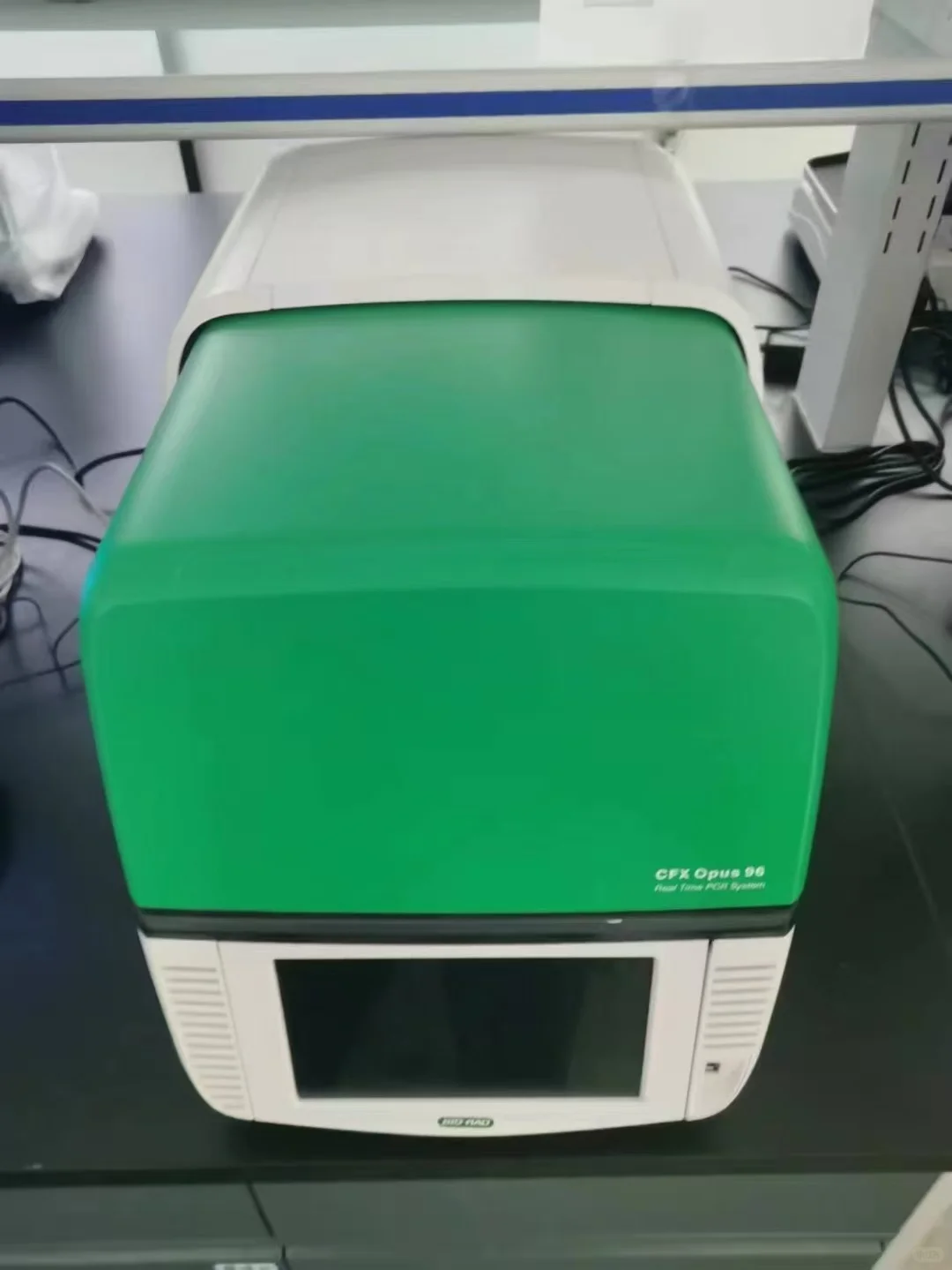 给类实验室设备滴滴滴