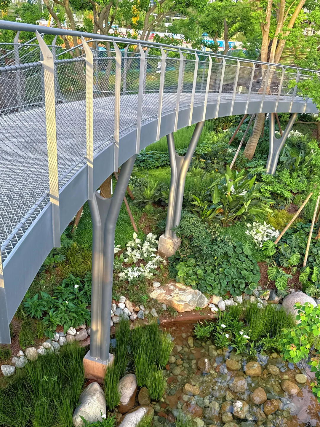 跟着成本逛麓湖-No.1 麓野公园景观桥