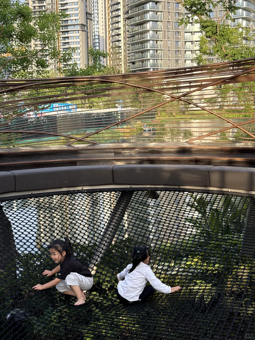 跟着成本逛麓湖-No.1 麓野公园景观桥