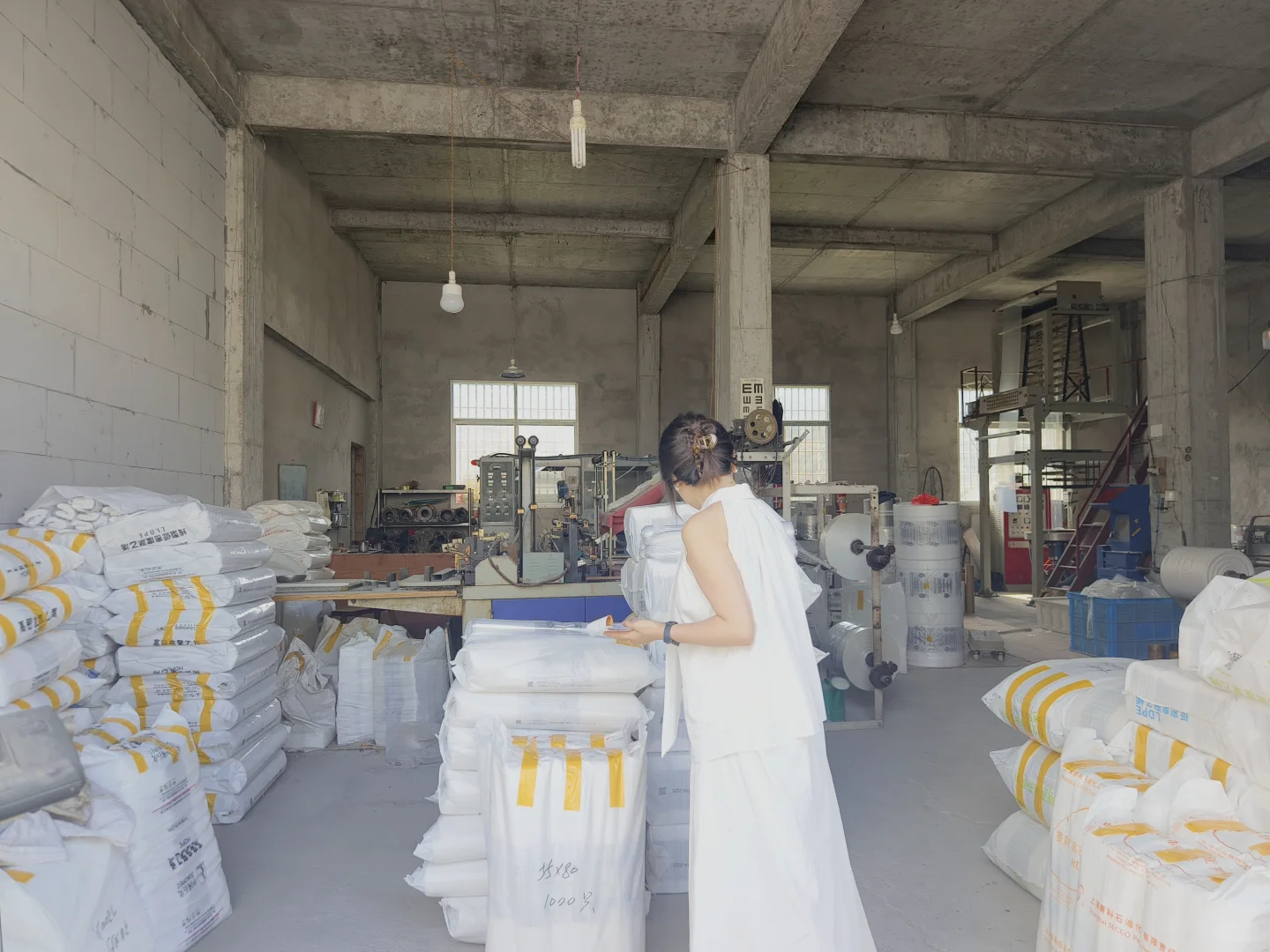 互联网人回村！一定盘活爸妈的塑料包装厂！