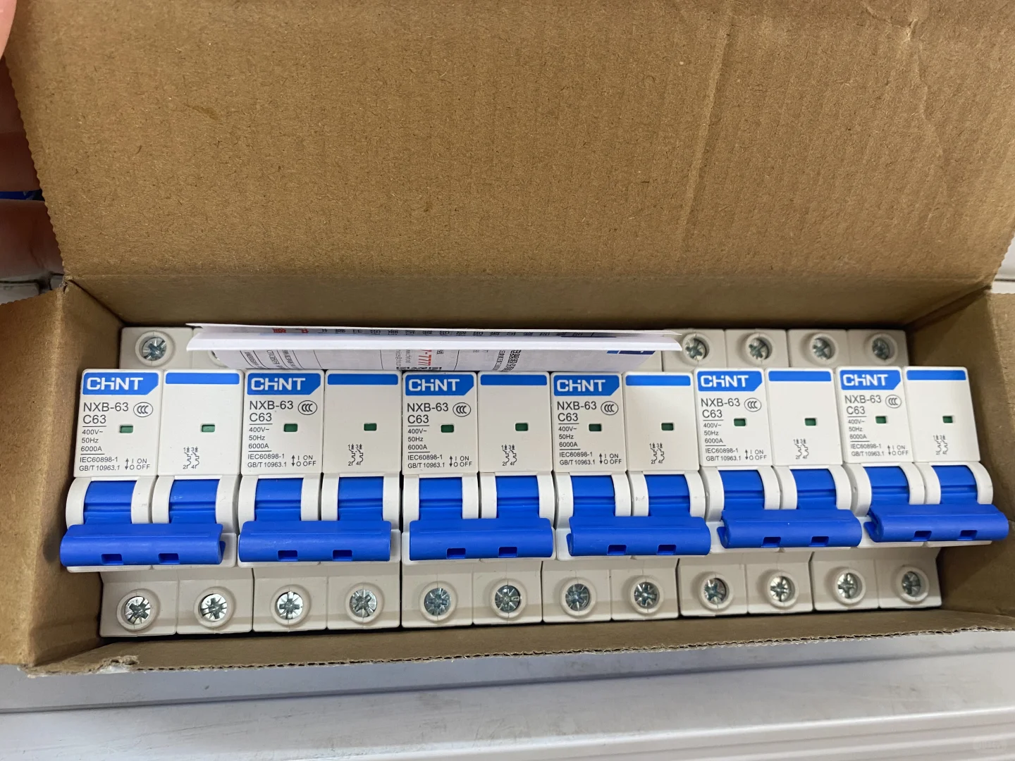 五金店不开了，成本价