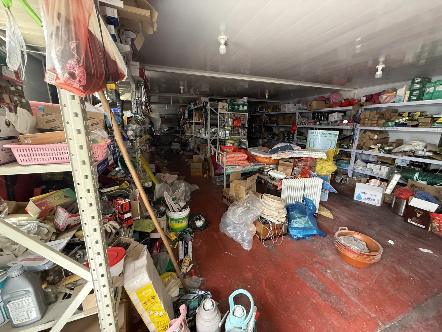 五金店转让，货品进价6折转让