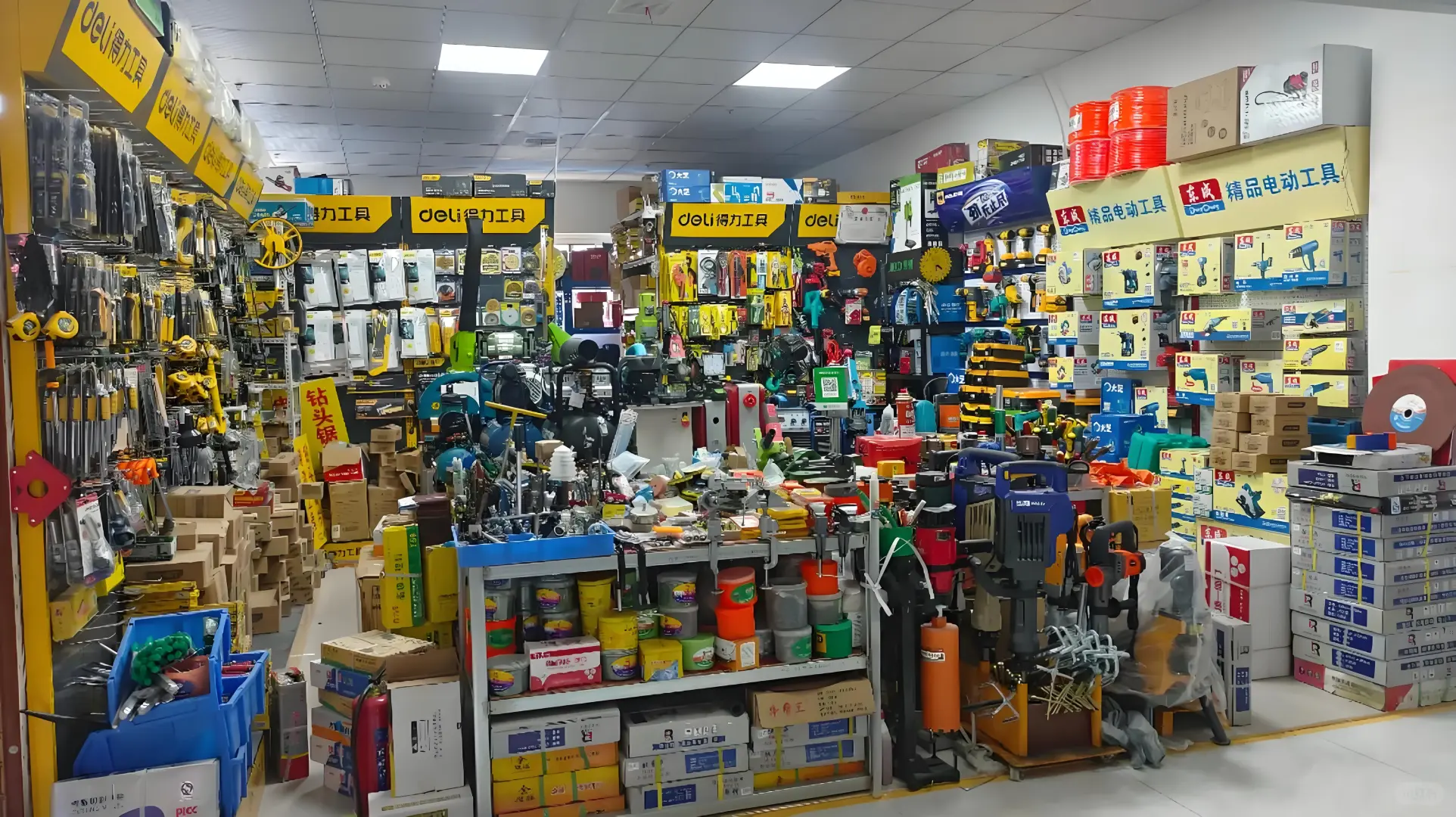 大家的五金零售实体店生意好做吗？