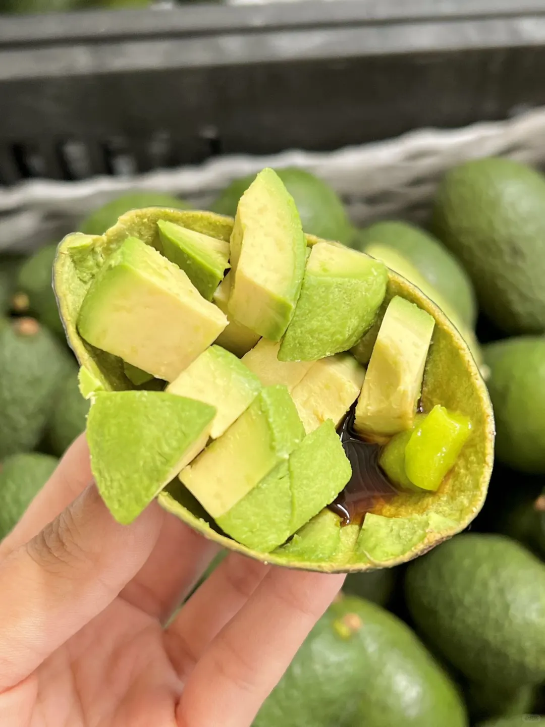 国产牛油果成熟啦!唯一缺点:季节限定!