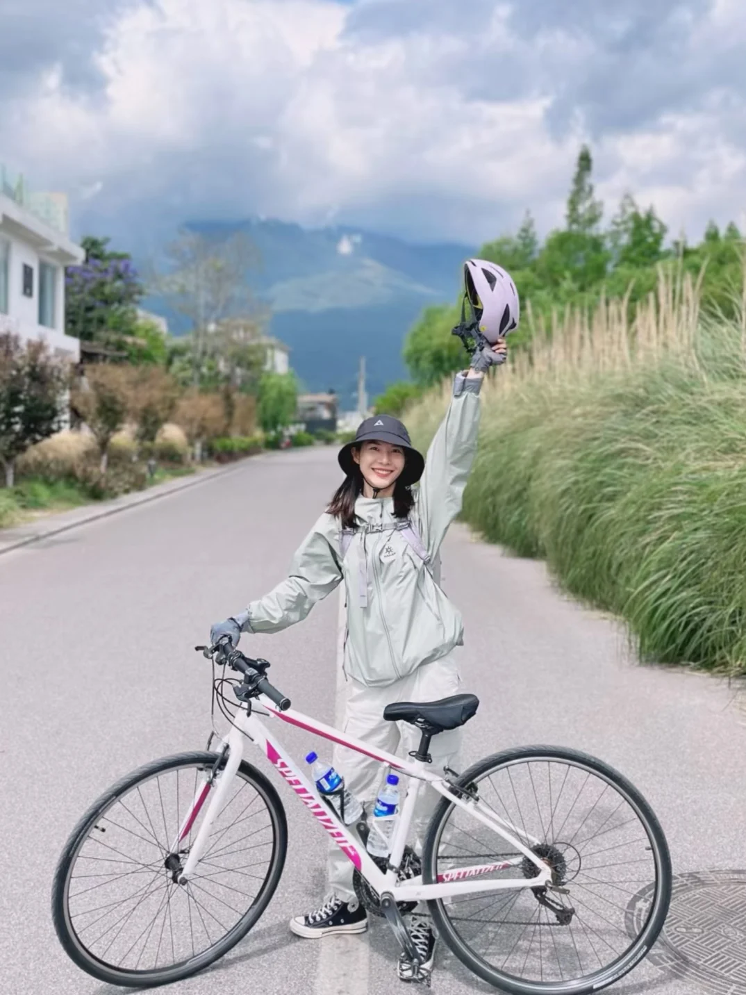 替大家试过了 户外什么颜色冲锋衣最出片⛰️