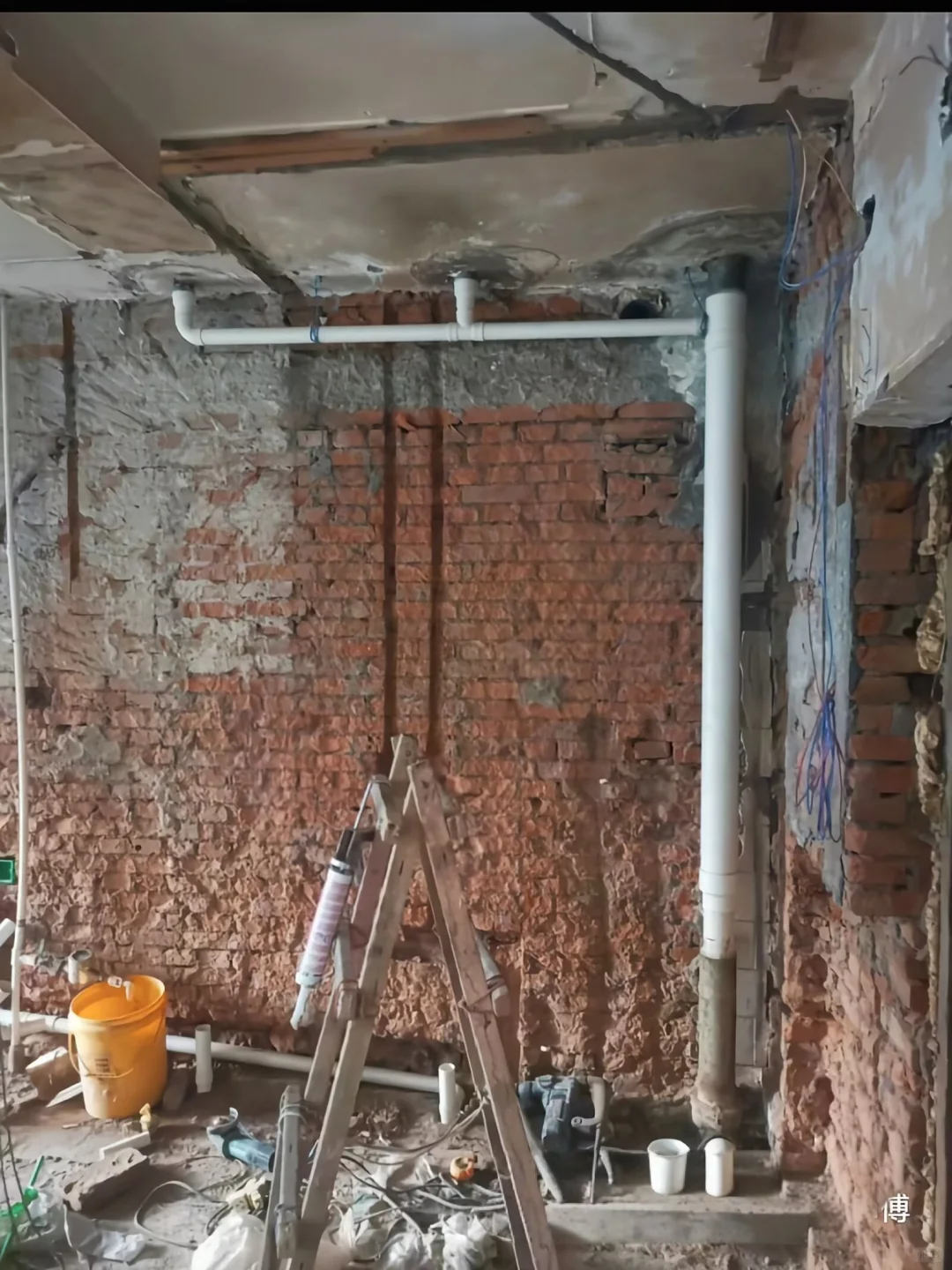 武汉武昌区水电工维修，电工师傅上门维修，