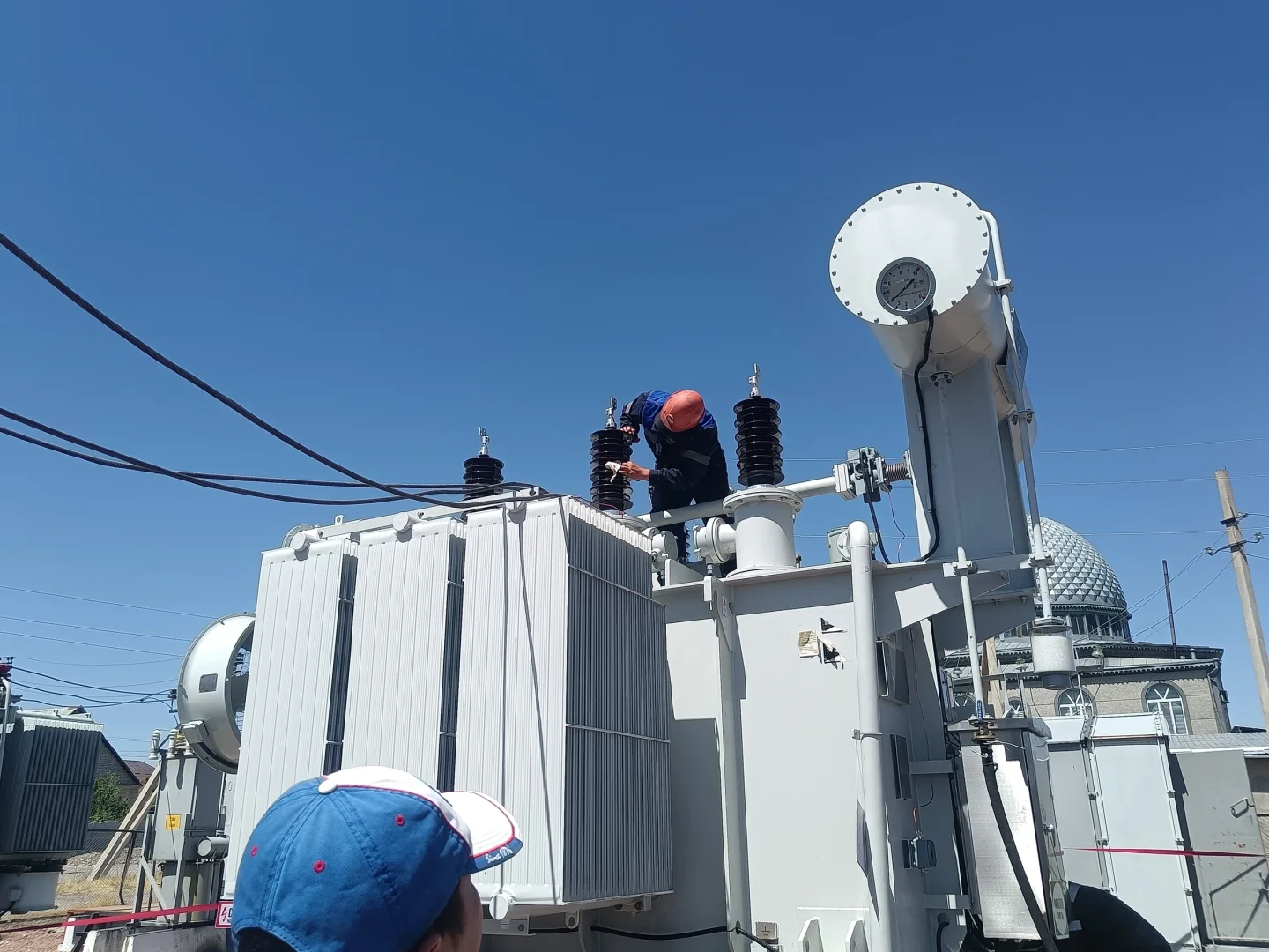 普通人变压器出口创业赚100万的简单门道