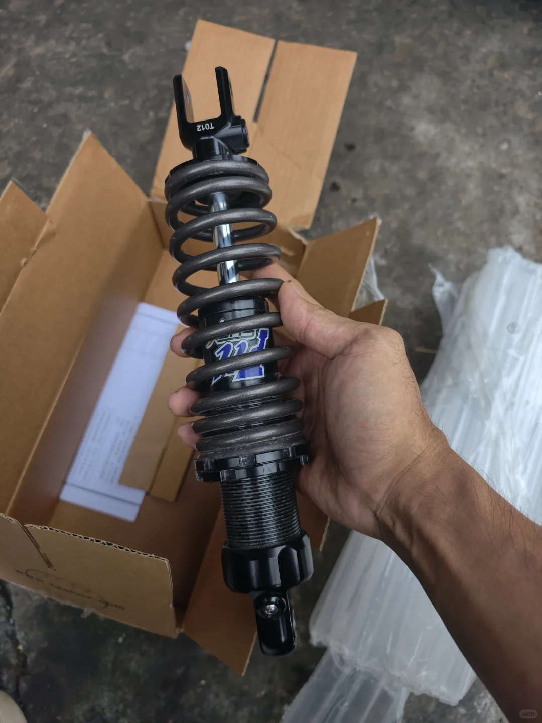 Ae7单枪台湾减震Fitshox不带气瓶版直上