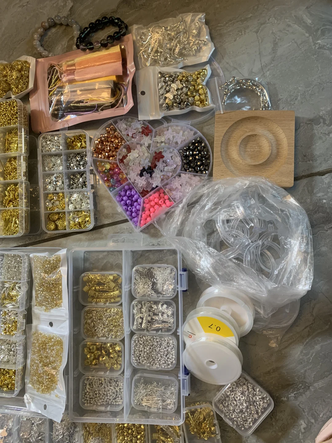 6斤多合金配件打包出，80包车马