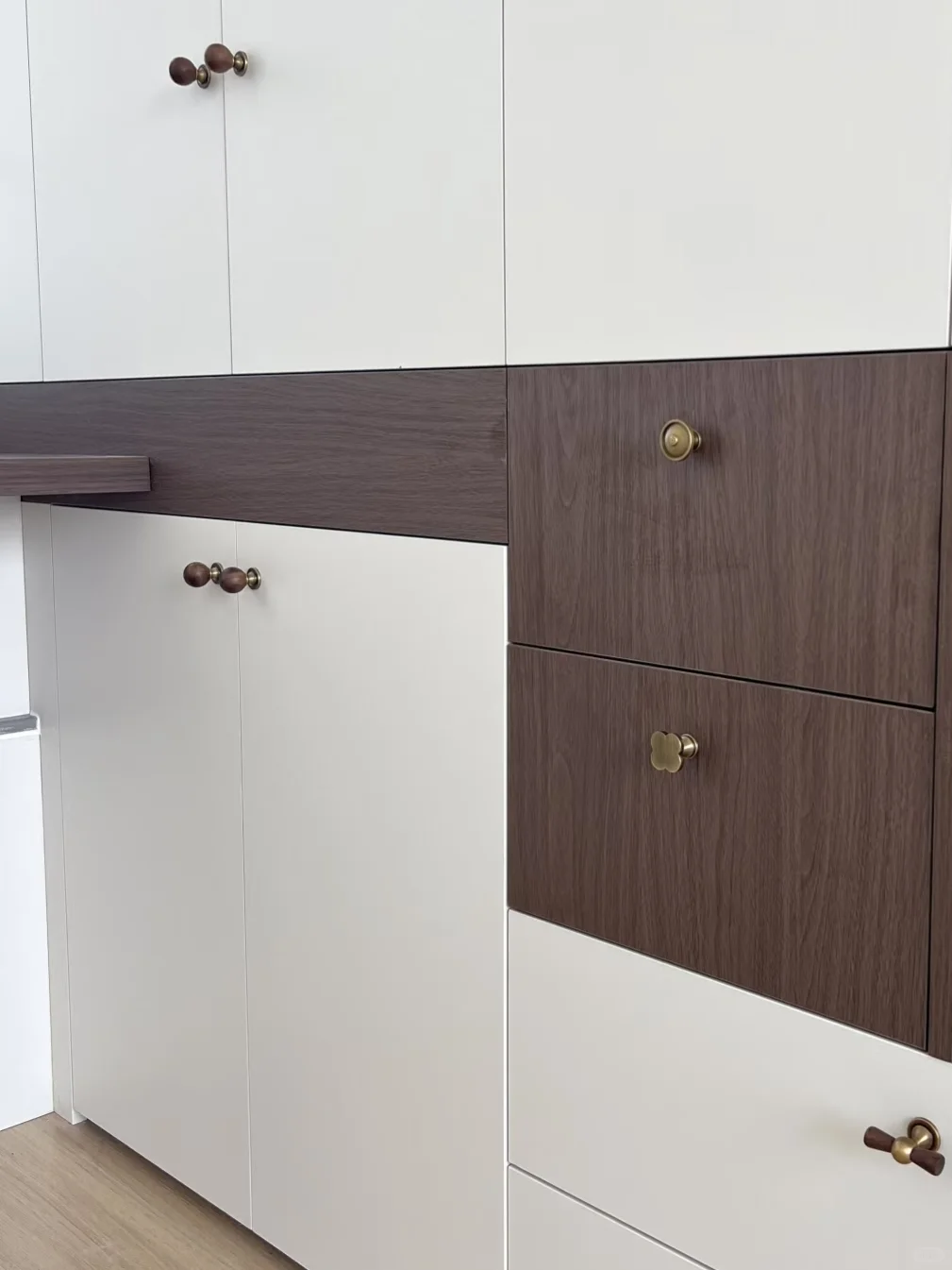 千年舟斜晖胡桃+婷兰灰｜衣柜美到心巴