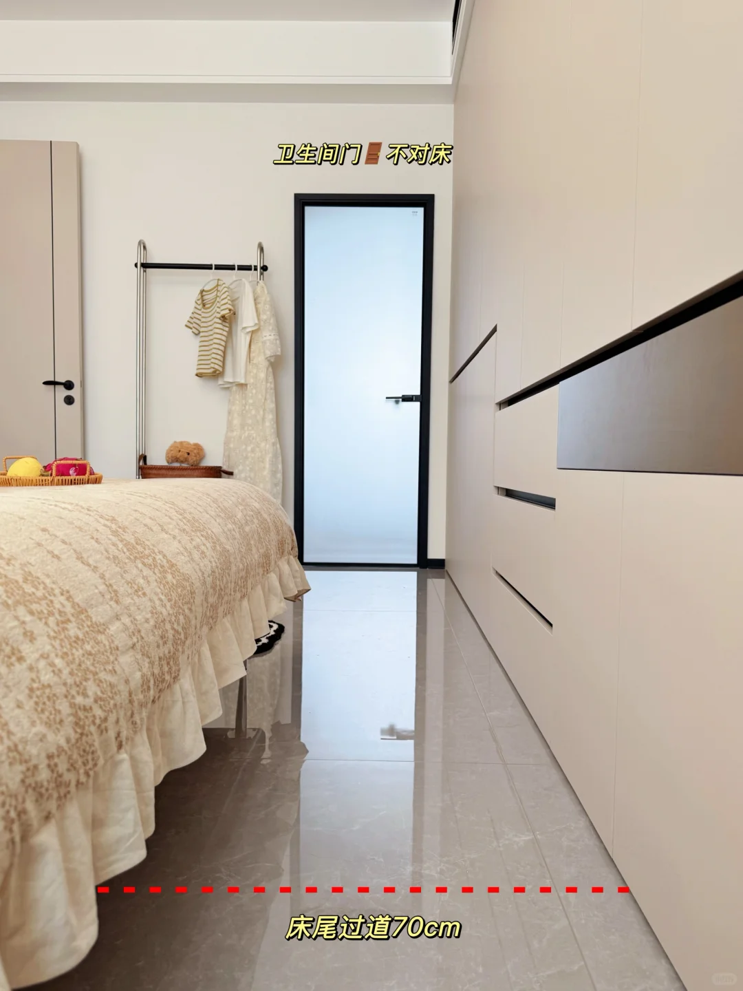 卧室3.3m做了床尾衣柜,超实用‼️【附尺寸】