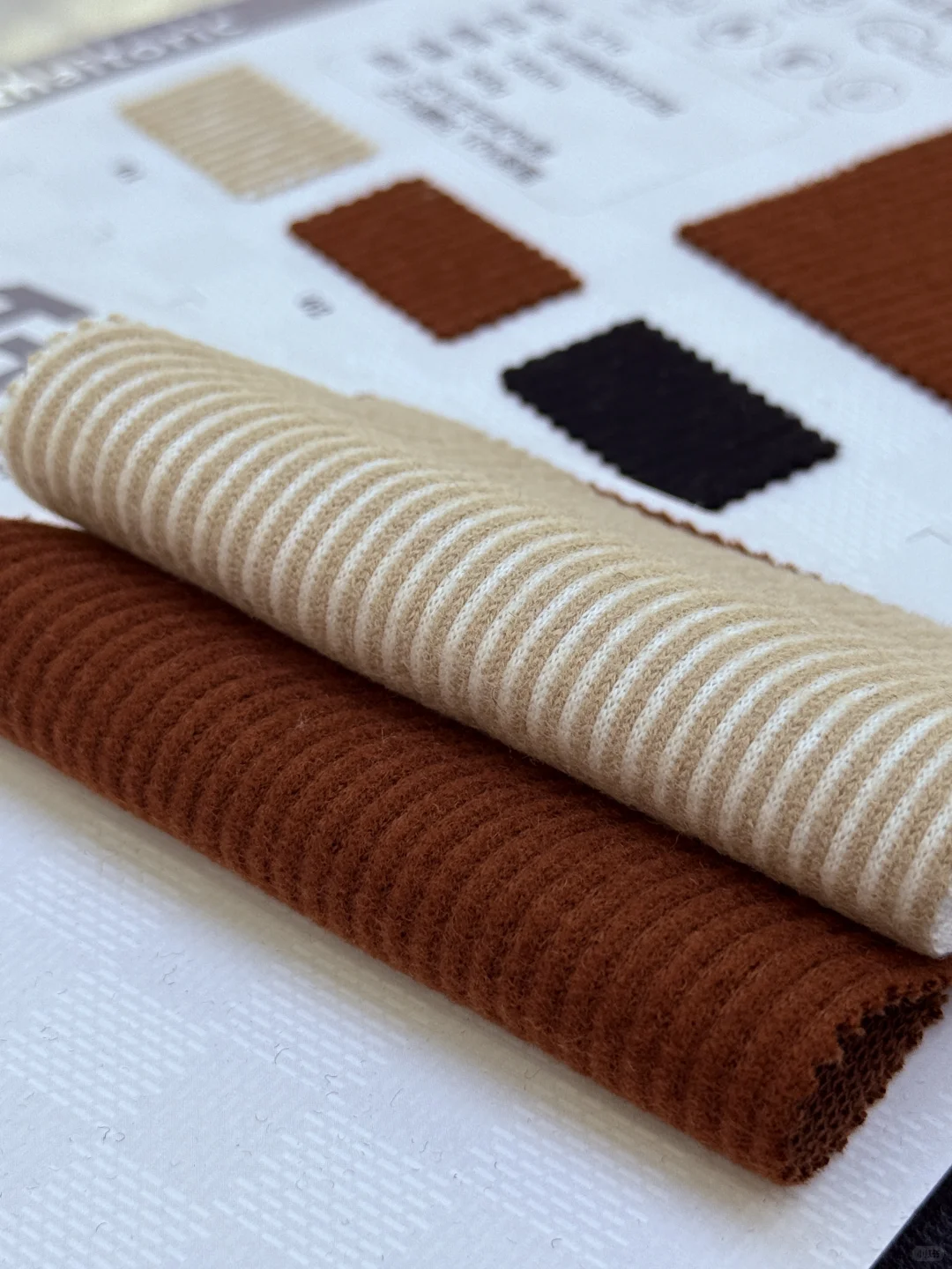 秋冬新款、羊毛面料、灯芯绒面料