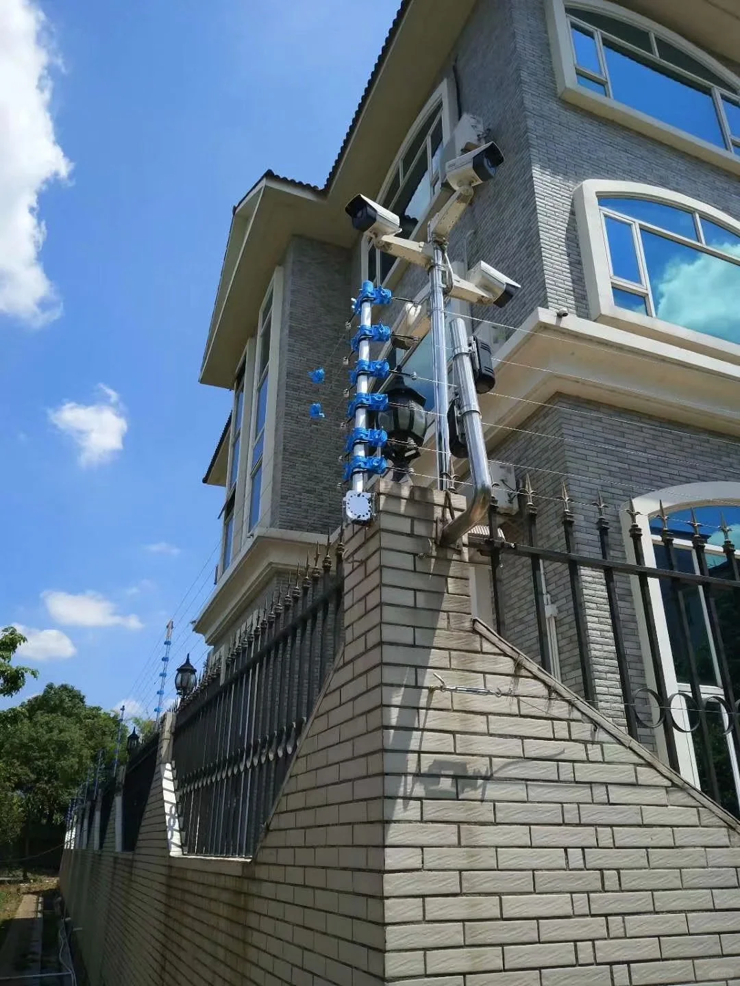 电子围栏的安全性到底如何呢？