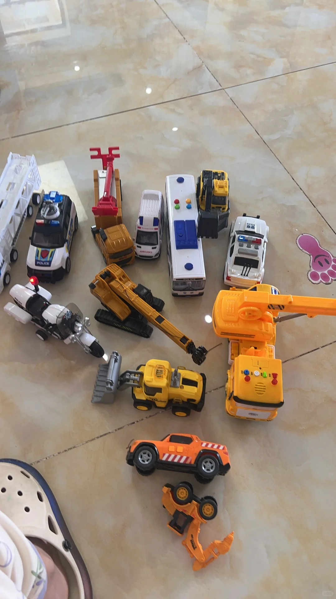 有没有要玩具的，免费送