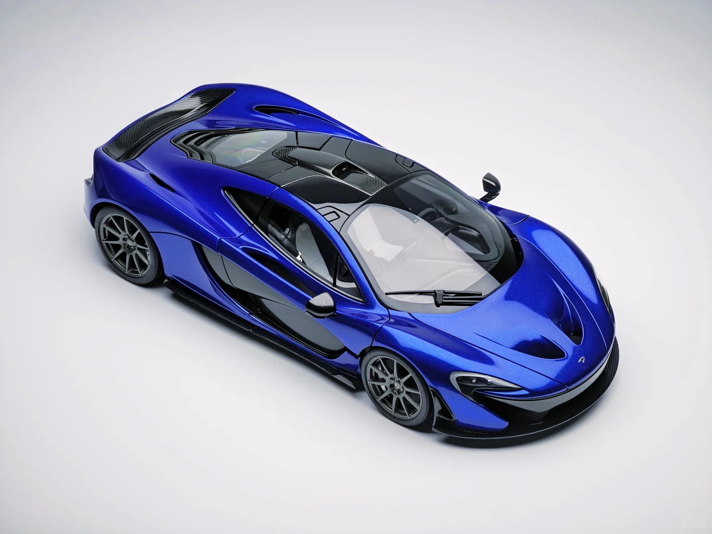 AA至此走上卖塑料的罪恶之路 迈凯伦 P1