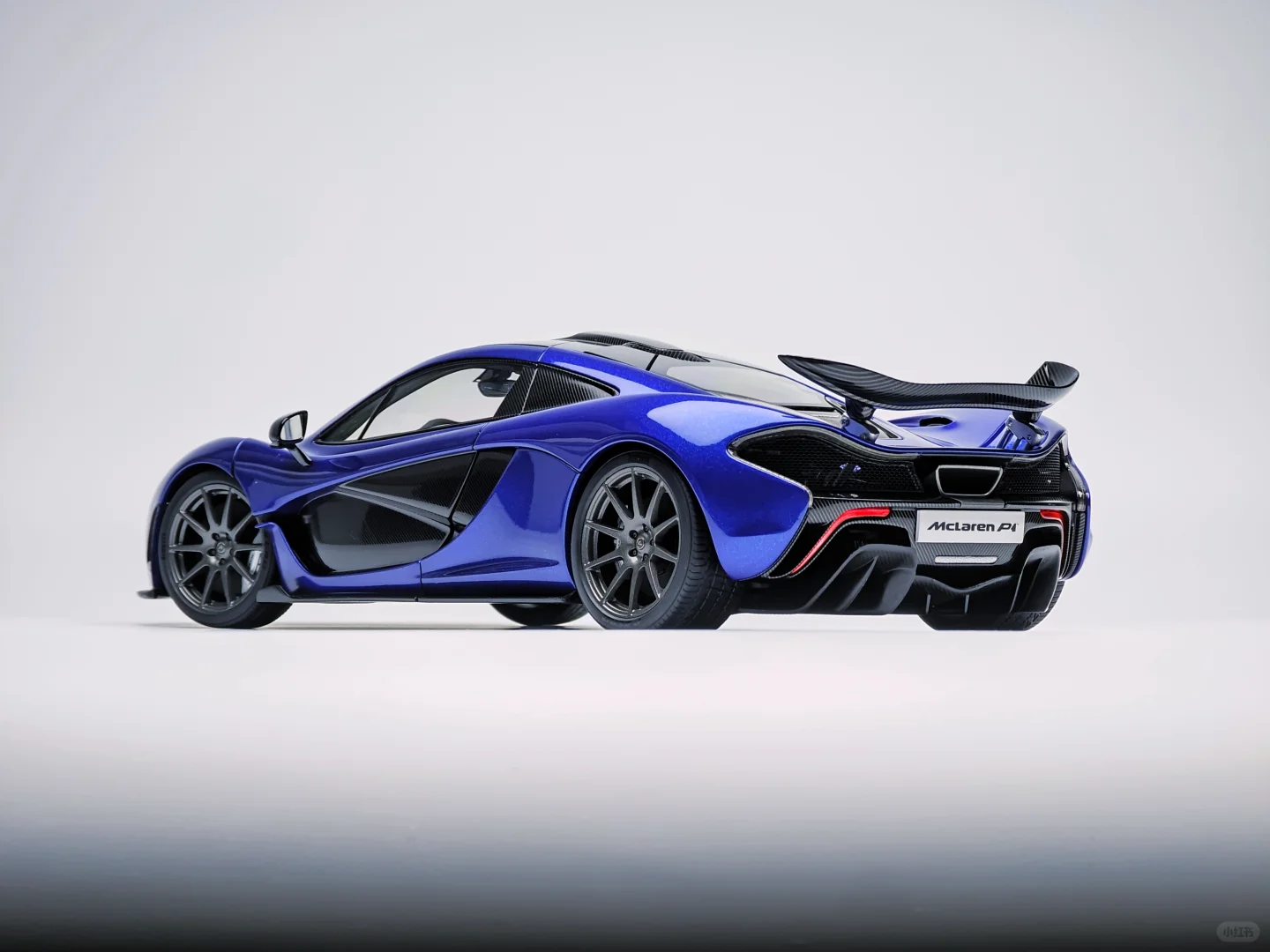 AA至此走上卖塑料的罪恶之路 迈凯伦 P1