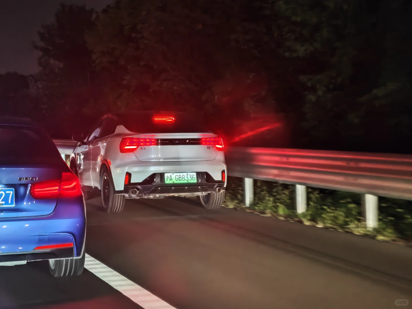 高速公路违章欢迎来举报