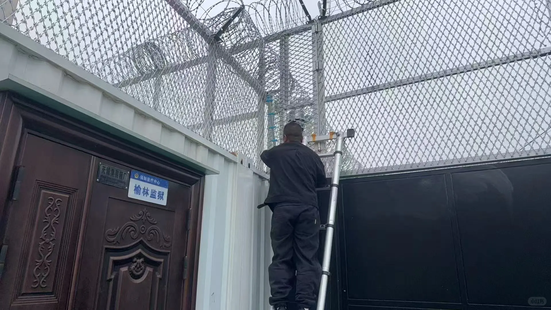 张力电子围栏厂家推荐围墙防盗安装场景