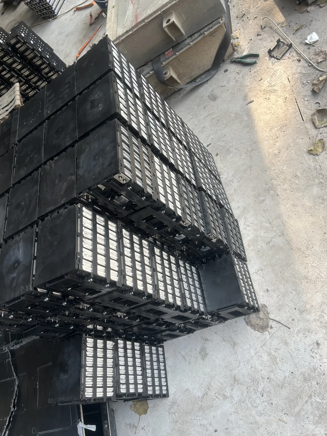 新能源电芯废料出！回收商看过来?