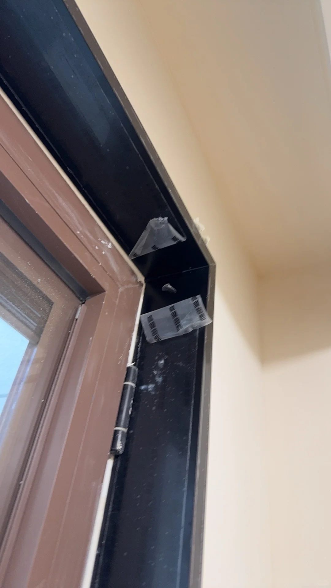 铝合金垭口套已装好