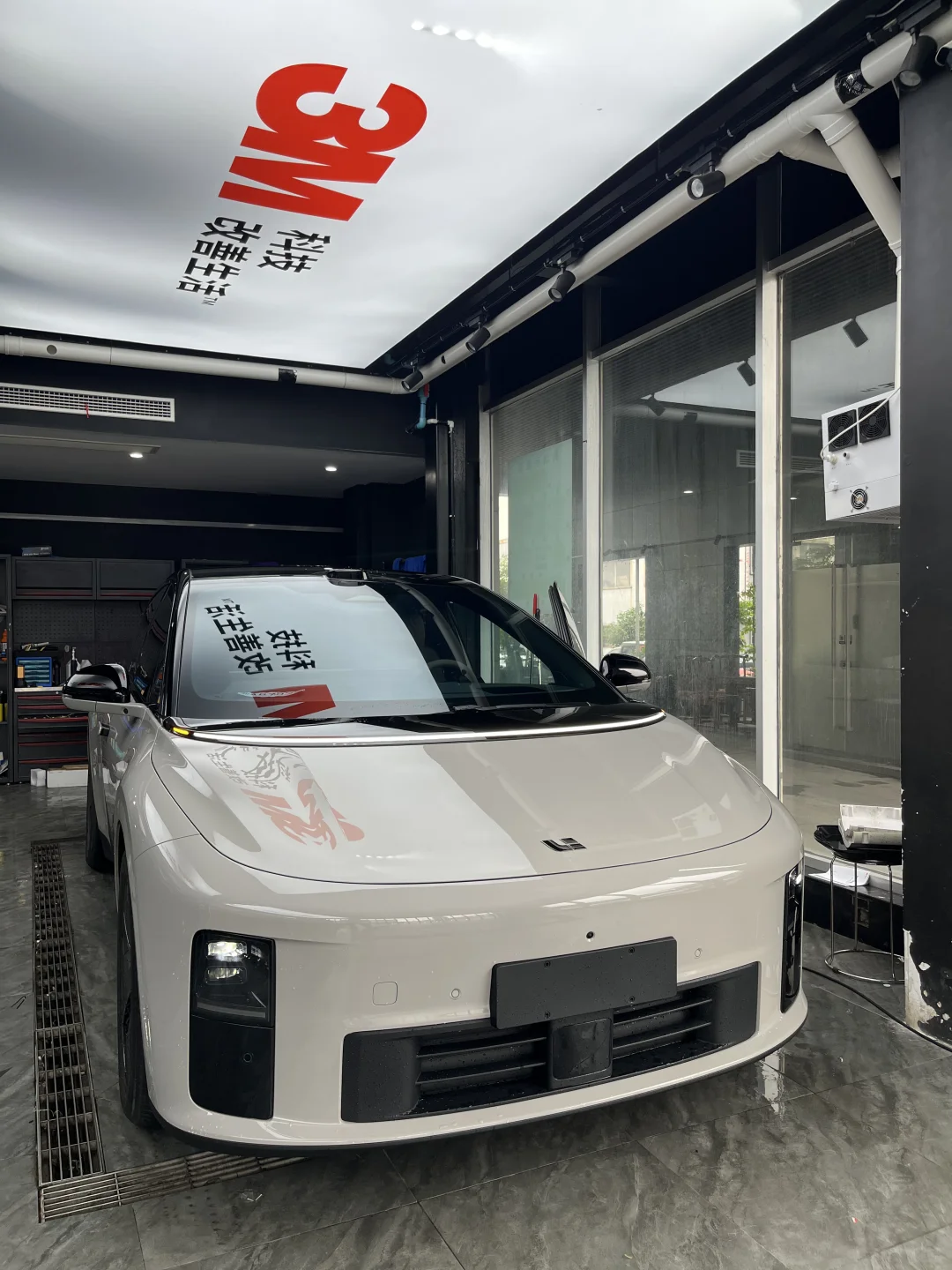 3M臻选系列隔热膜会一直变色吗？