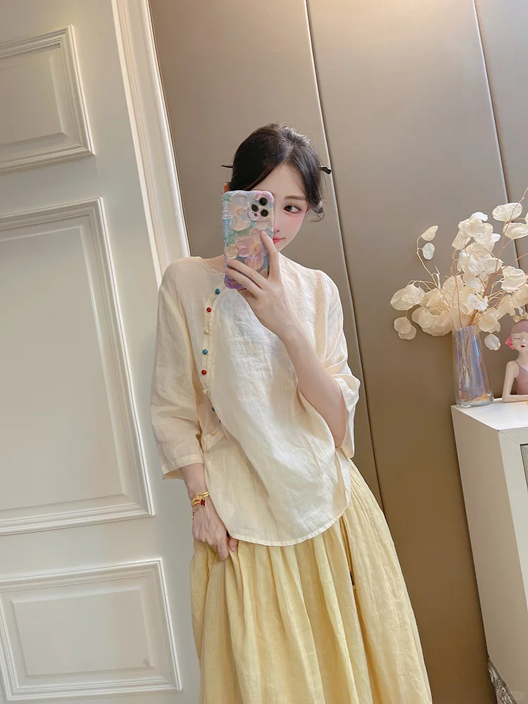 天然褶皱｜设计师故意留下的呼吸空间