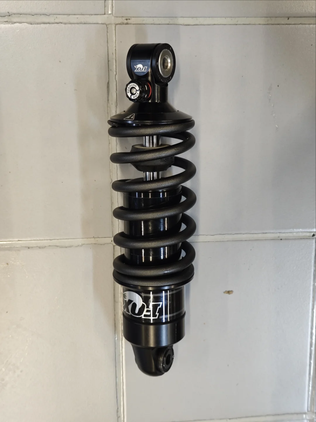 凯旋原厂Fox减震