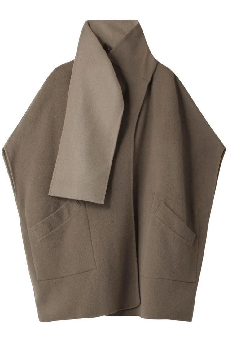 审美积累｜解构 不对称 造型领 外套