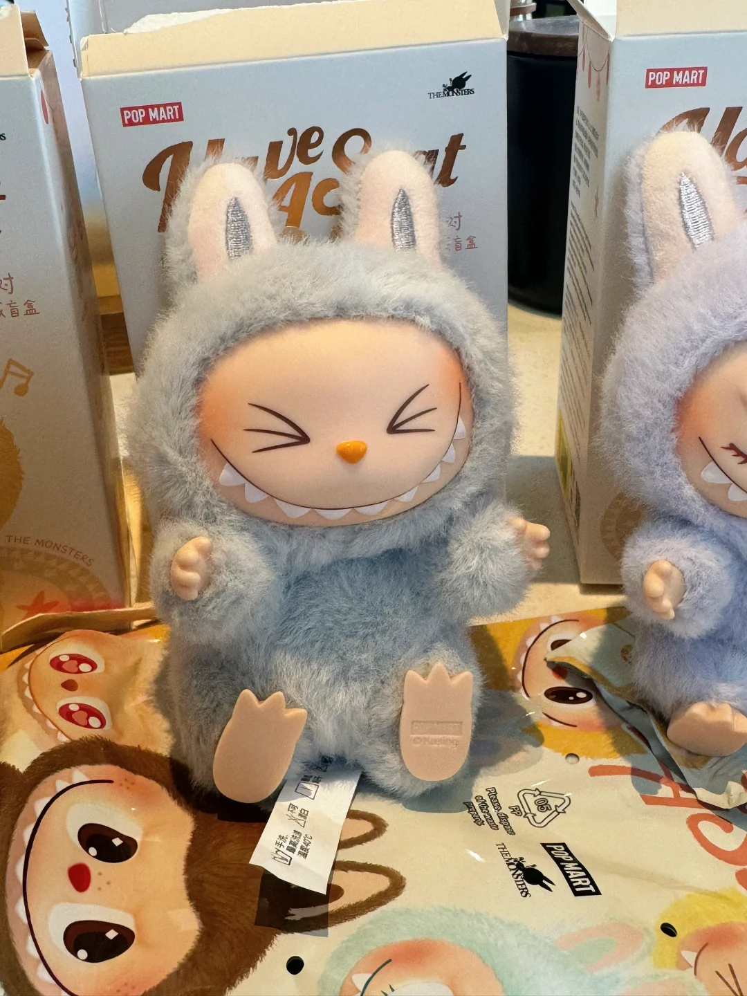 这也太可爱了吧！Labubu盲盒开箱，萌到尖叫！