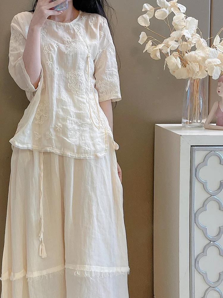 天然褶皱｜设计师故意留下的呼吸空间