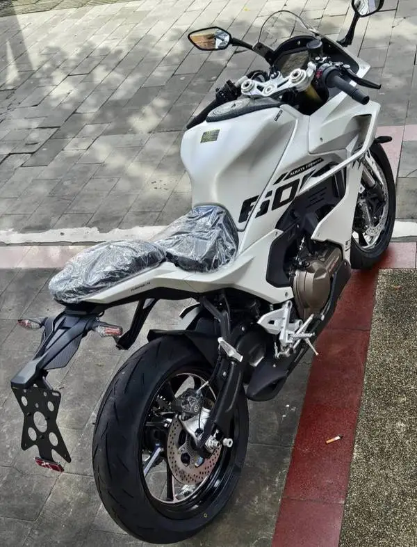 QJMotor赛550 ES上市 售价24,999元