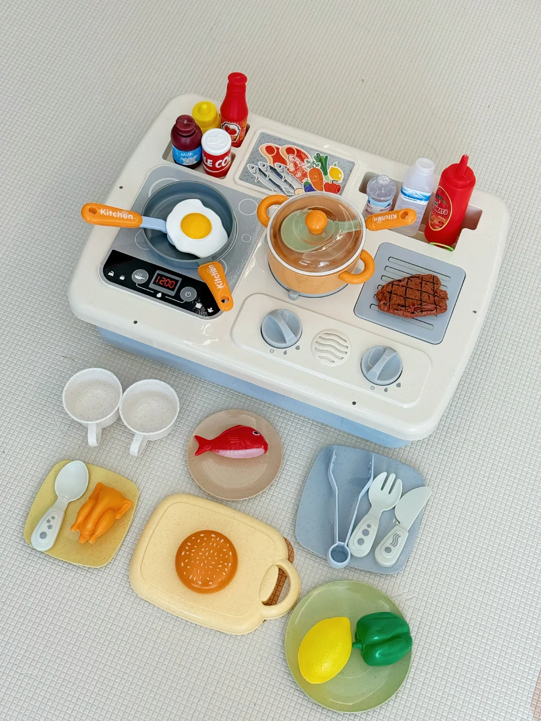 在线问提介个礼物去闺蜜宝宝周岁宴怎么样？