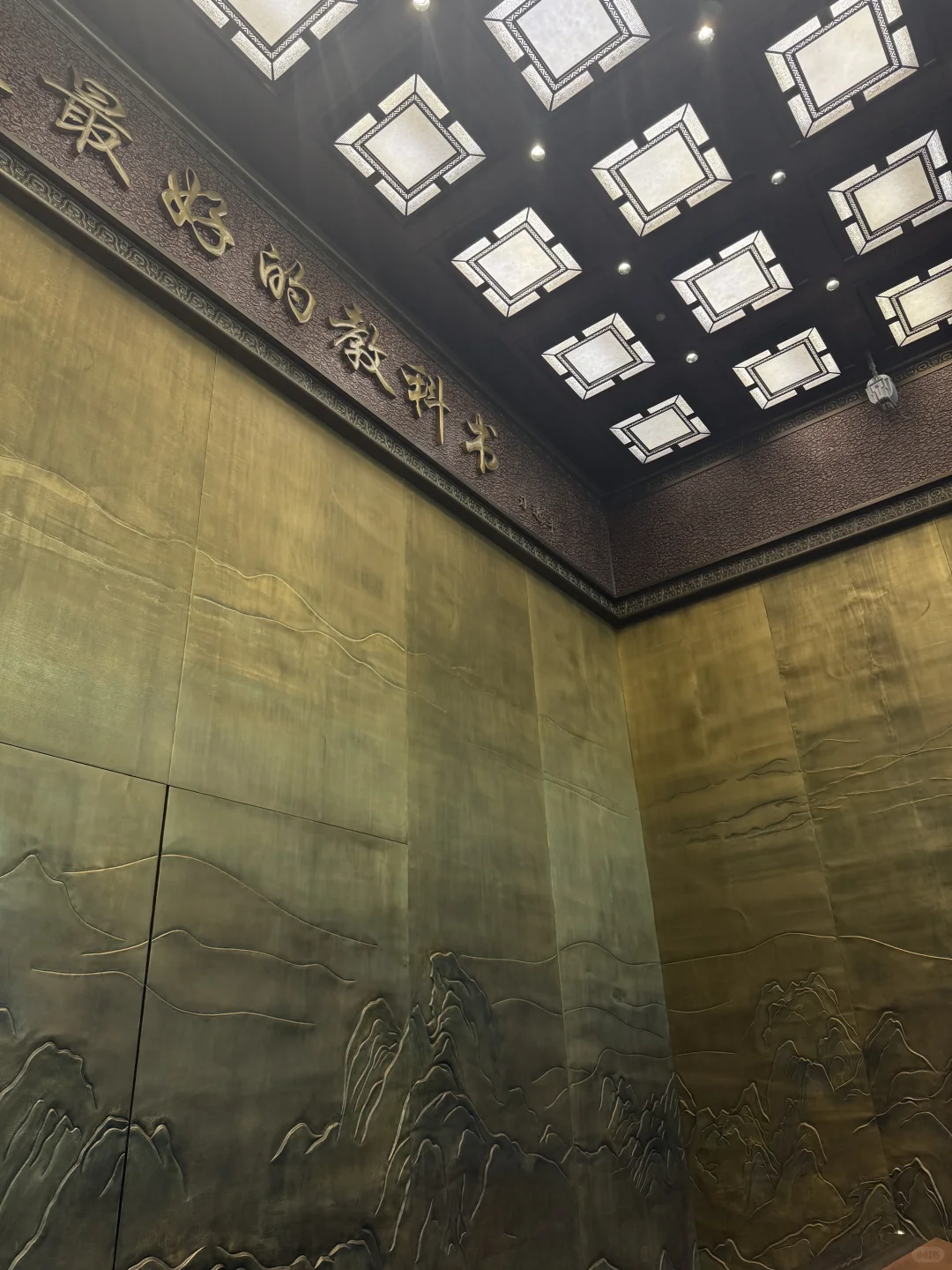 独身的浪漫小事：逛考古博物馆