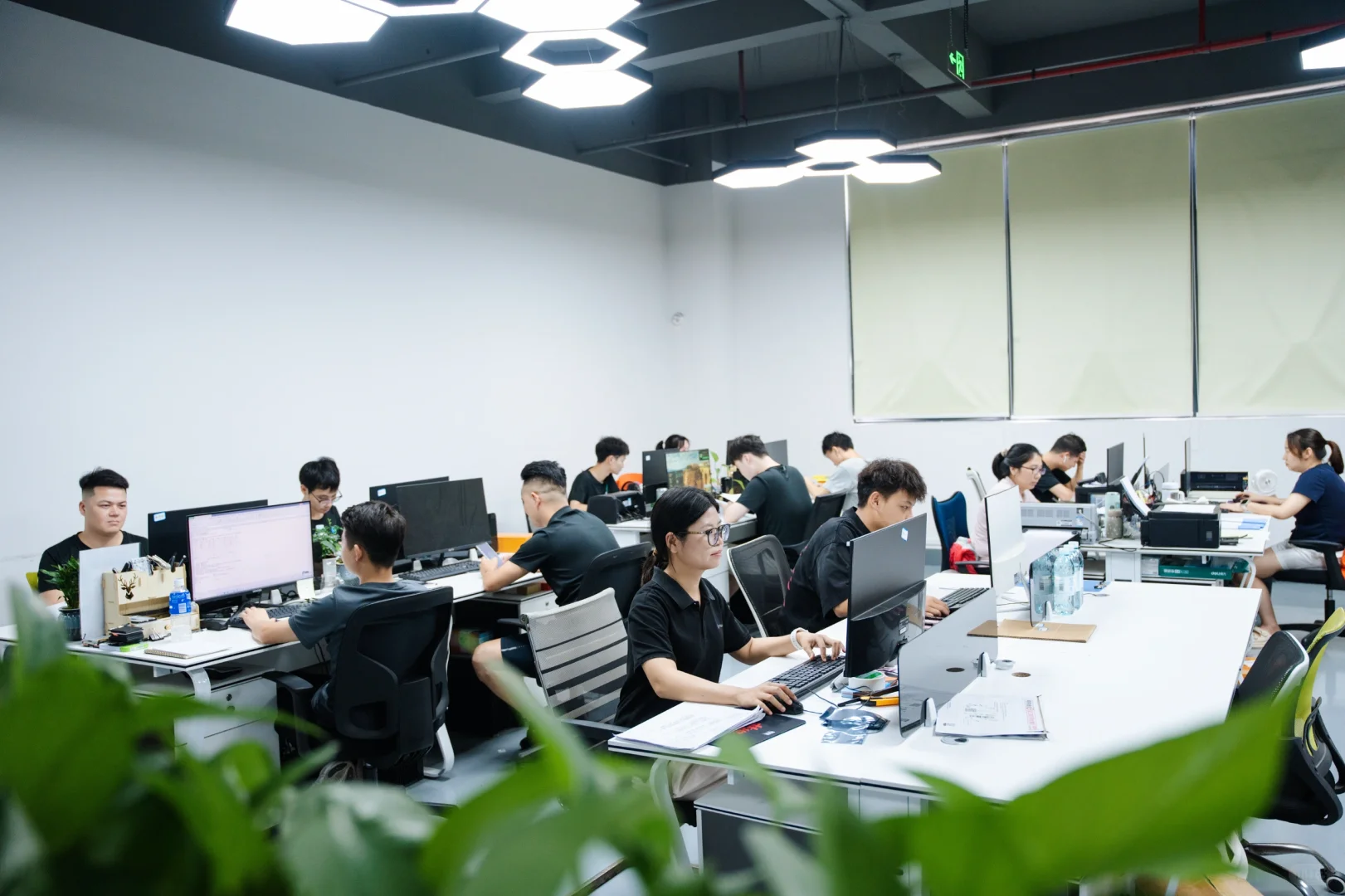 手机电池定制工厂、贴牌定制