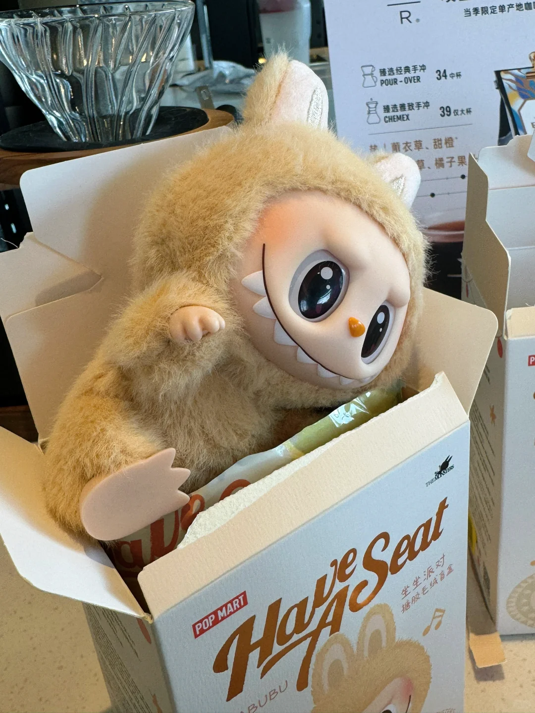 这也太可爱了吧！Labubu盲盒开箱，萌到尖叫！